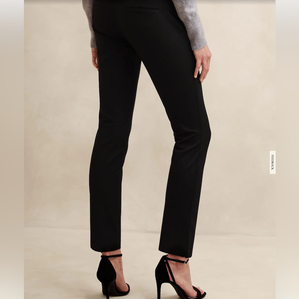 Banana Republic Black Mid Rise Sloan slim ankle length pant.